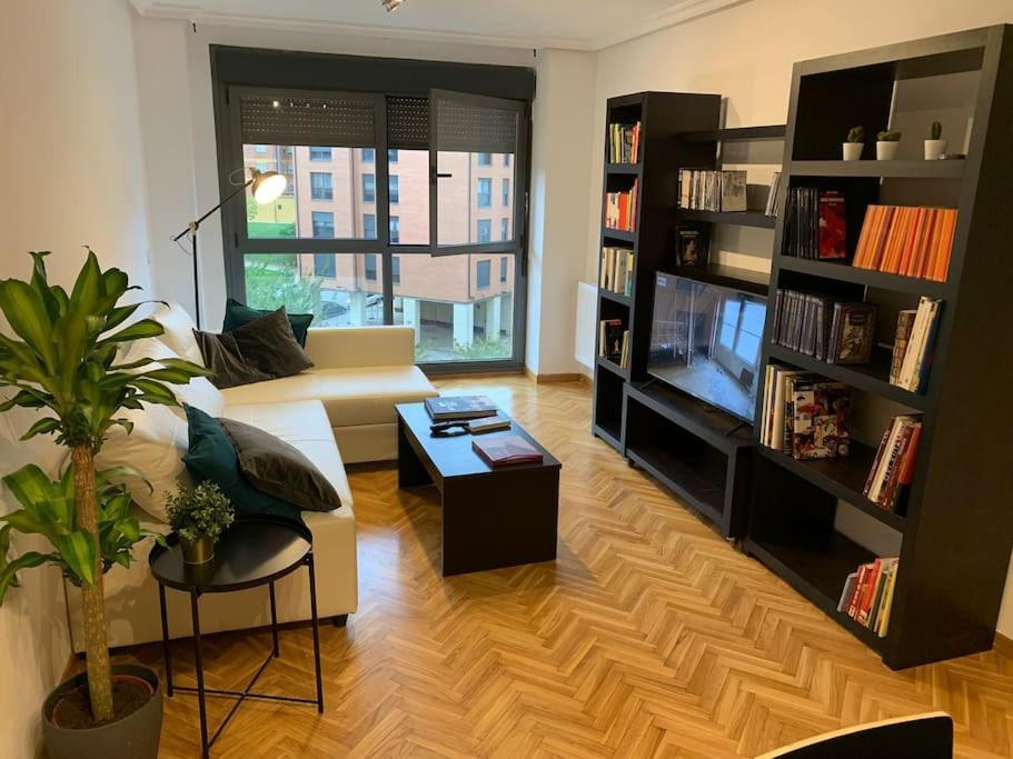 Apartamento Nuevo Prados Con Wifi Y Garaje - Vut-2820-as Oviedo